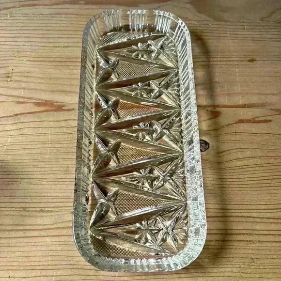 Mid Century Cut Crystal Etched Tray With Matching Creamer And Sugar Bowl W/Lid - Picture 2 of 9